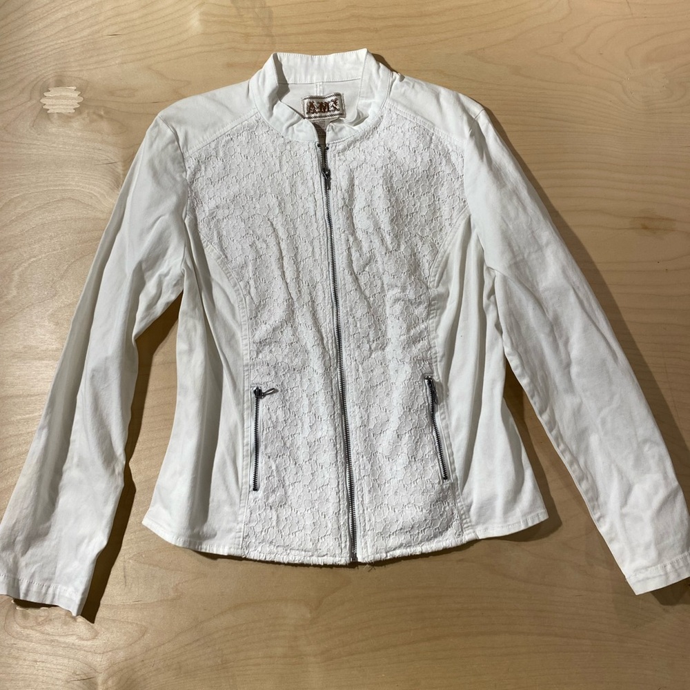 AMX Women's White Textured Jacket Large (QG)